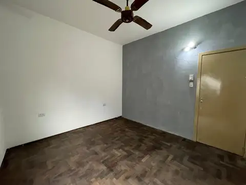Vuelta de Obligado 1500, Piso PB