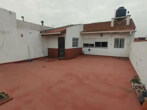 VENTA CASA 4 AMB QUINCHO+ GALPON+LOCAL VILLA DOMIN