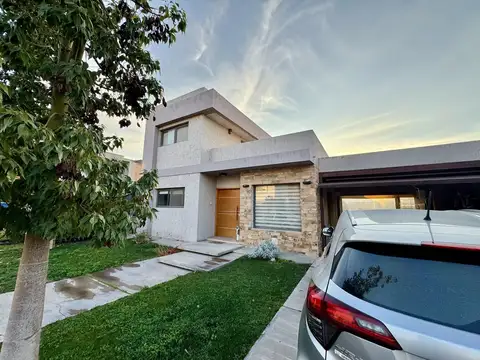 Casa en Venta en Rodeo de la Cruz, Guaymallén