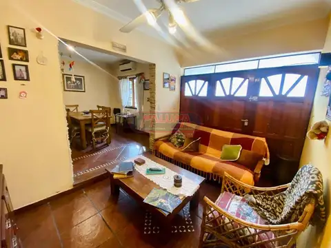 Depto Tipo Casa en Venta en Liniers, USD 155.000