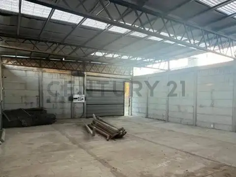 Galpon en Venta 33,75  mts Fondo