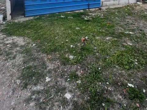 Galpon en Venta 10  mts Frente
