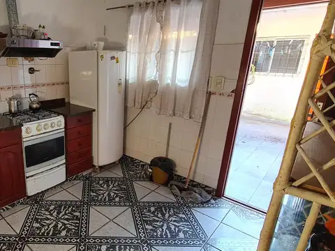 Depto Tipo Casa en Venta 28 años