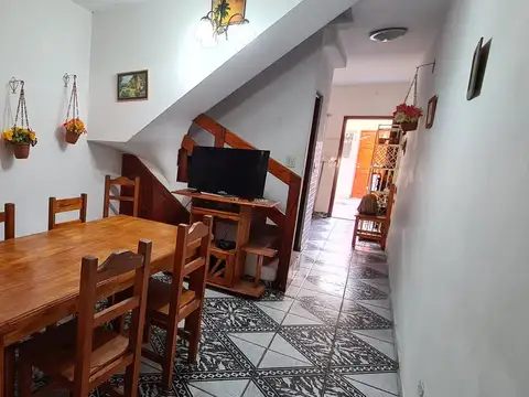 Depto Tipo Casa en Venta de 4 ambientes