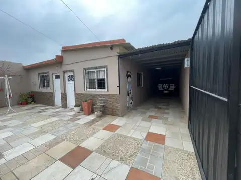 Depto Tipo Casa en Venta con 3 cocheras