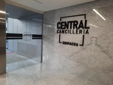 CENTRAL CANCILLERÍA: Oficina Premium + cochera U$D 1.900+iva