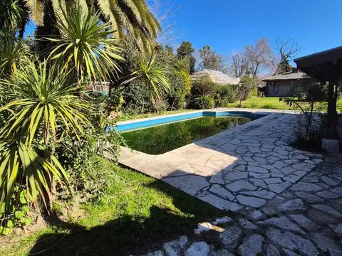 Casa en venta apto crédito Maschwitz centro oportunidad