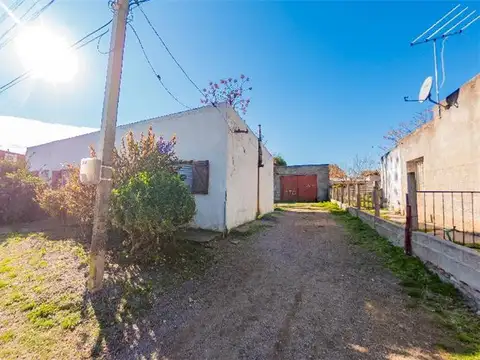 Vivienda Más Apto, Dos Terrenos Sup 736 m².