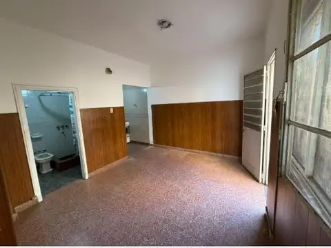 Depto Tipo Casa en Venta 60 años