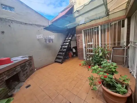 Depto Tipo Casa en Venta de 3 ambientes