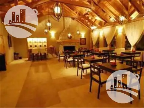 Hotel en Venta en Villa la Angostura, USD 2.500.000