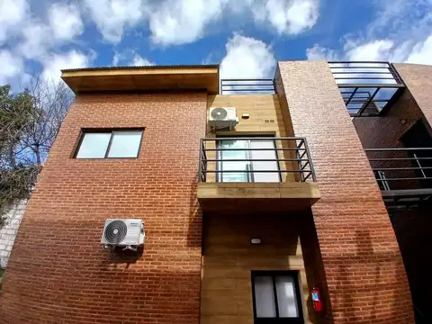 Depto Tipo Casa en Venta en Bella Vista, USD 79.000