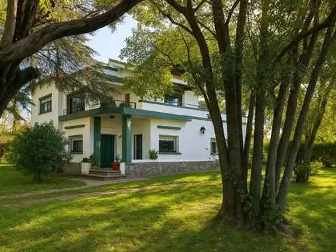 Casa Quinta 5 amb con pileta 2000 m2 parque Moreno