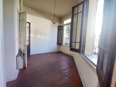 Depto Tipo Casa en Venta 41 años