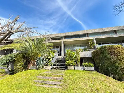 Departamento de 4 Ambientes en venta, Con Jardín - Las Lomas-Jockey, San Isidro