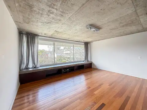 Departamento en Venta con 2 cocheras