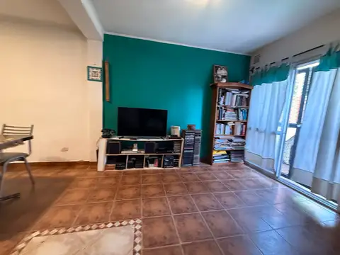 Depto Tipo Casa en Venta con 1 cocheras