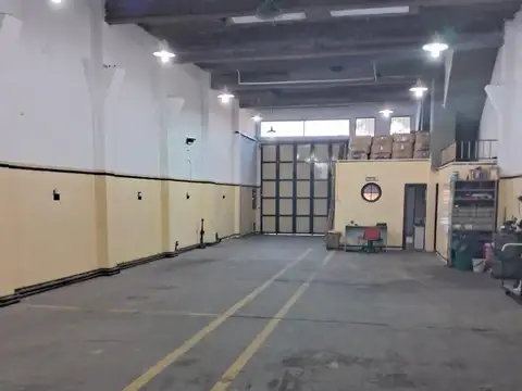 Galpon a Estrenar Mixtura 2   E/Contenedor 2 plantas