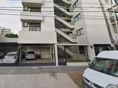 Cochera en venta - 13Mts2 - Caseros