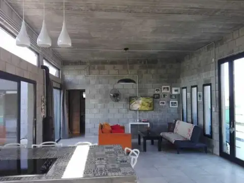 Casa en venta 4 ambientes 