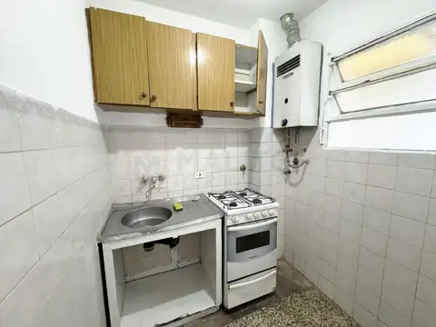 VENTA MONOAMBIENTE CON PATIO