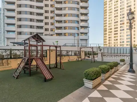 Departamento en Venta con 3 cocheras