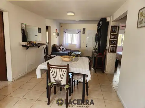Depto Tipo Casa en Venta de 4 ambientes