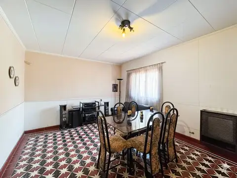 Casa 3 ambientes con 1 baño