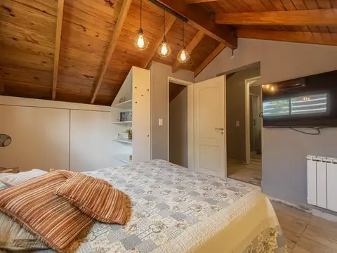 Casa 5 ambientes con 2 baños