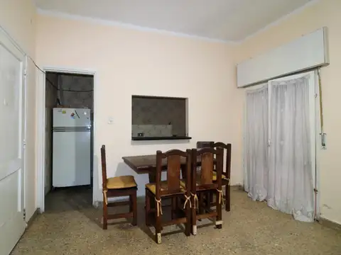 Depto Tipo Casa 2 ambientes con 1 baño