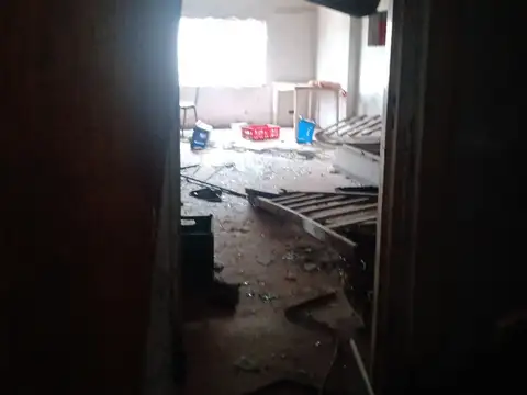 Depósito Industrial- Sobre  Ex Ruta  8 -   1.100 m2 Múltiples actividades-CON RENTA