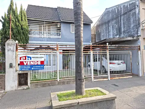 Venta casa 5 amb con pileta