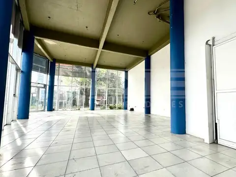 Local en Alquiler en Martinez Fleming / Panamericana, USD 4.100