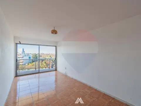 Venta apto. 2 dorm. 2 baños Prado gge calef. renta