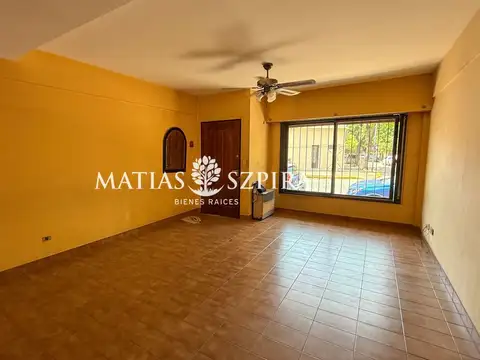 Casa en Venta en Villa del Parque, USD 210.000