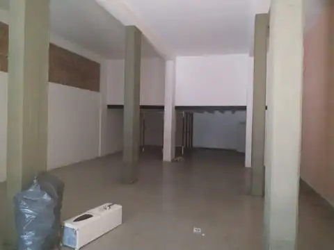 Local en venta en La Plata