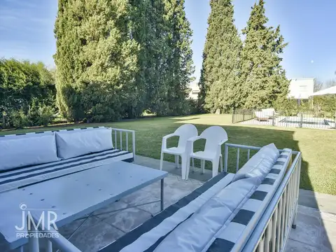 Casa Venta  4 Dormitorios Lote de 1050 m2  Club de Campo San Francisco. Pilar