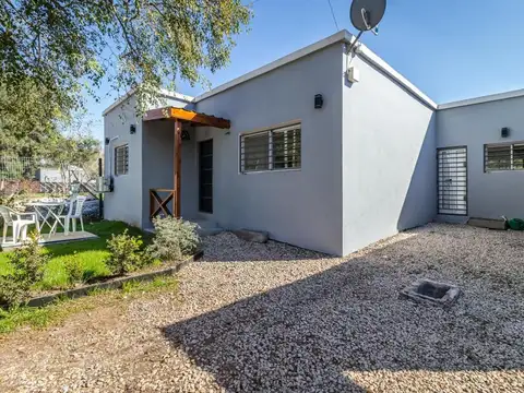Casa 3 ambientes con 2 baños