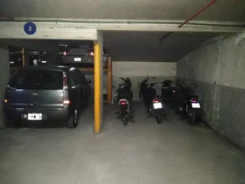 Adolfo Alsina e/ Virrey Cevallos y Solís