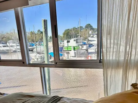 Casa 2 ambientes con 1 baño
