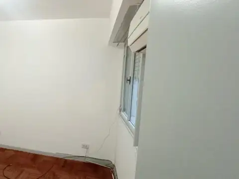 Luis Viale 2100