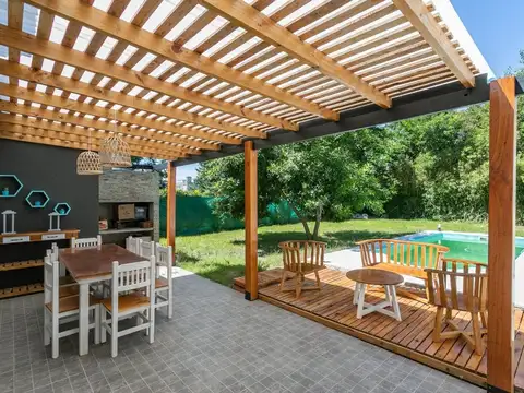 B° Brujas, Pilar casa 4 amb, en lote de 650 mts. 