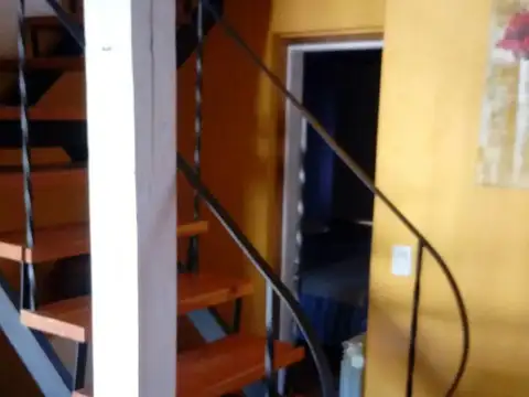 CASA, EXCELENTE CONSTRUCCIÓN Y UBICACIÓN 