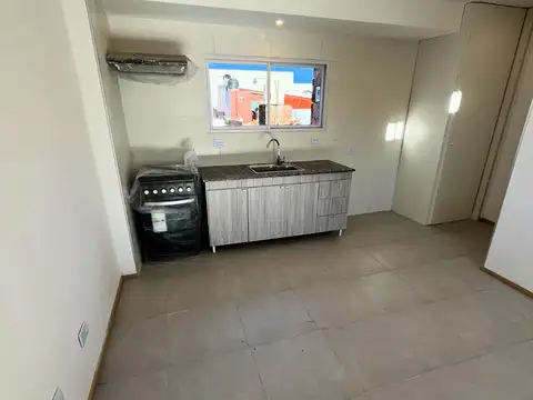 Depto Tipo Casa 4 ambientes con 1 baño