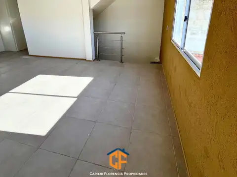 Depto Tipo Casa en Venta en General San Martín, USD 64.500