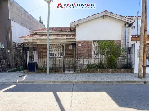 villa sarmiento casa tres ambientes en planta