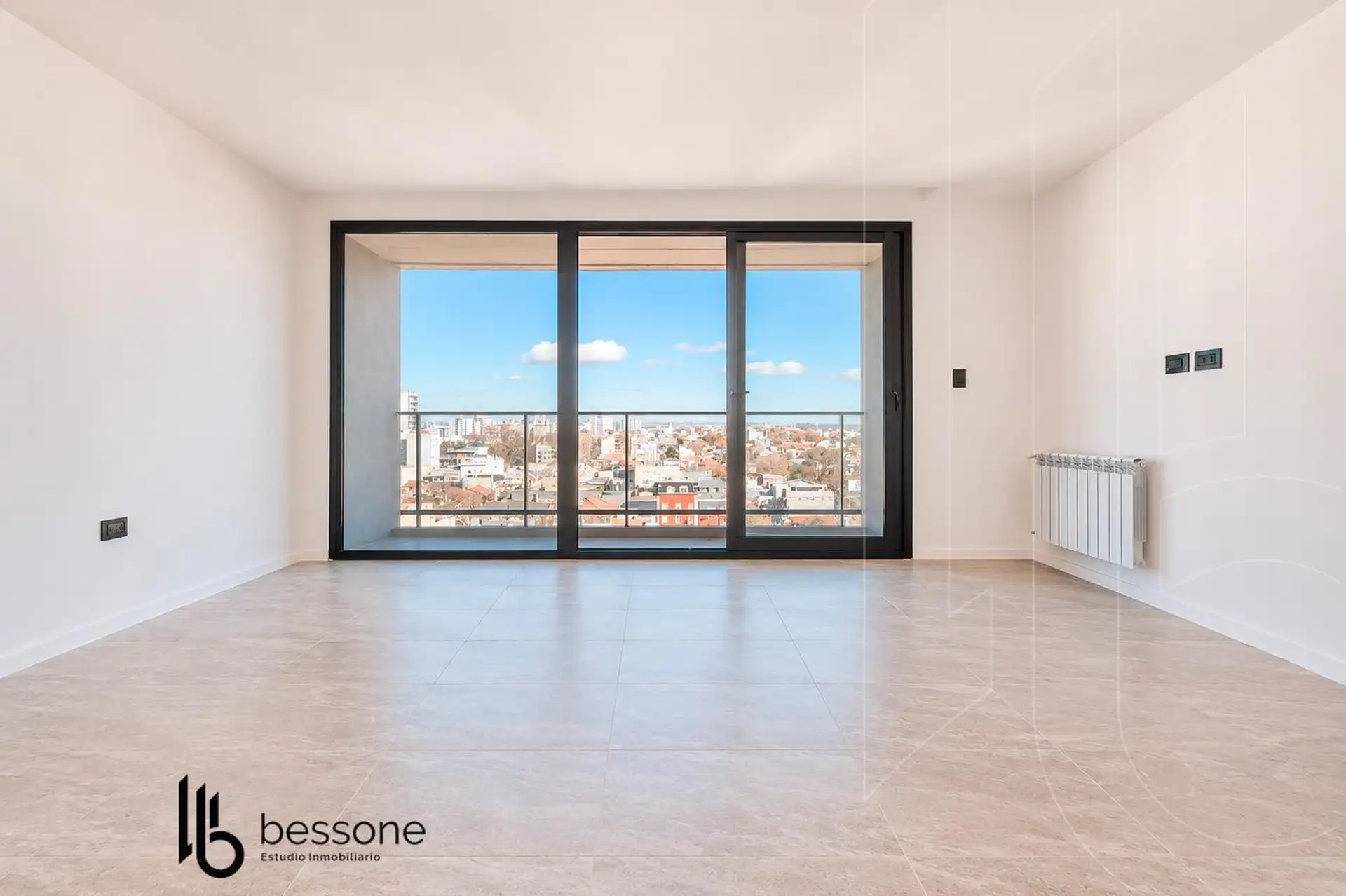 Depto 3 amb, 83m² con cochera opcional y parrilla — San Jose