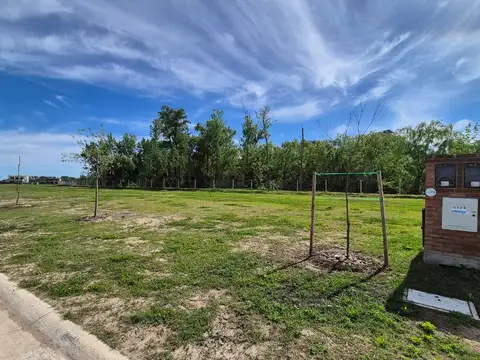 Terreno en Venta 20  mts Frente