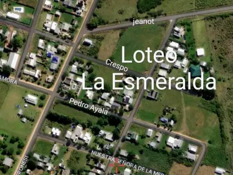 Lote en esquina. 360m².