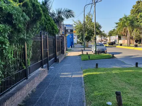 Av. Espora al 300